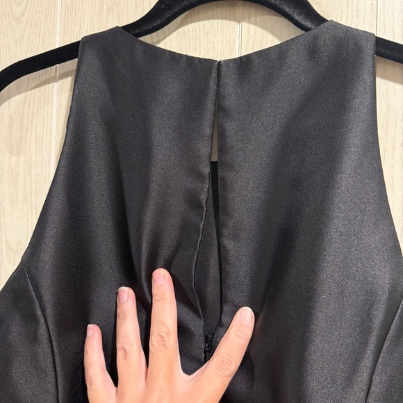 Alfred Sung Ivory & Black Chevron Stripe Gown - Size 12 - Picture 4 of 8